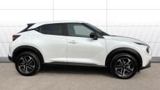Nissan Juke 1.0 DiG-T N-Connecta 5dr Petrol Hatchback